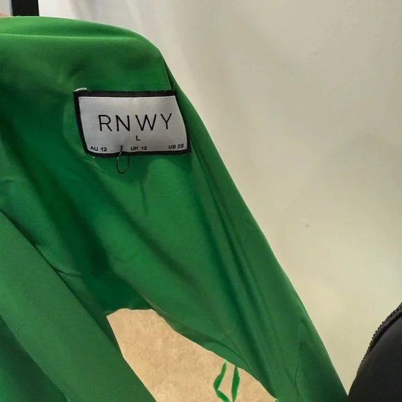 Green Asymmetrical One-Shoulder Bodycon Dress with waist tie and cut outs size L - Picture 2 of 11